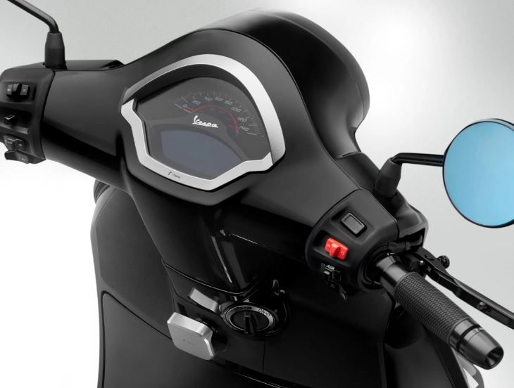 Zierring RIZOMA Tachometer für Vespa GTS/​GTS Super 125-300ccm (`23-), silber