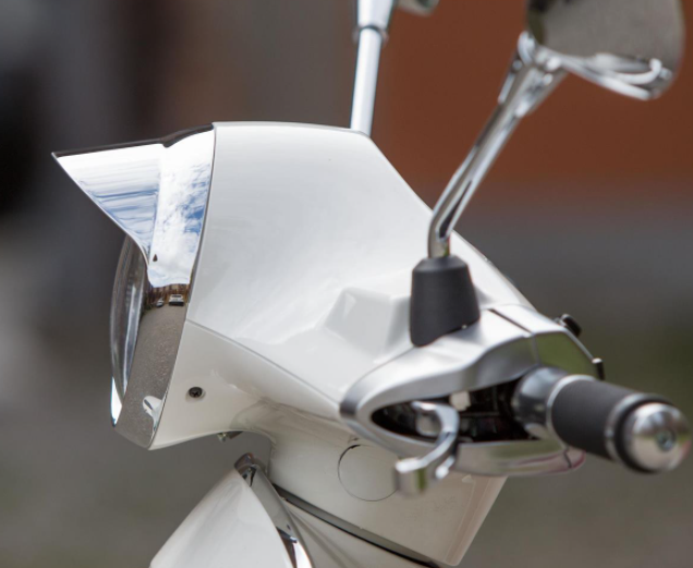 Lampenring für Vespa Primavera 50-125ccm 2T/​4T, chrom