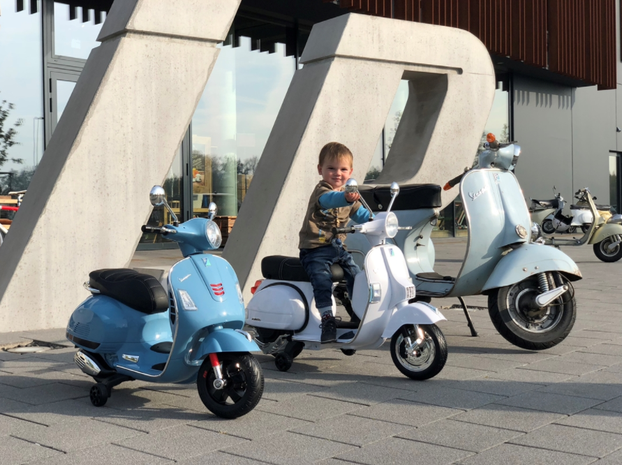 Kinderroller Vespa GTS elektrisch 12V